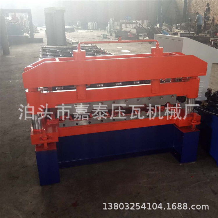 选择优质的彩钢瓦机 高配的压瓦机压板平整  剪板没毛刺