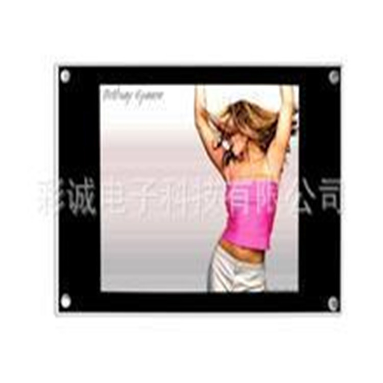 24寸网络广告机 车载广告机 公交广告机 楼宇广告机