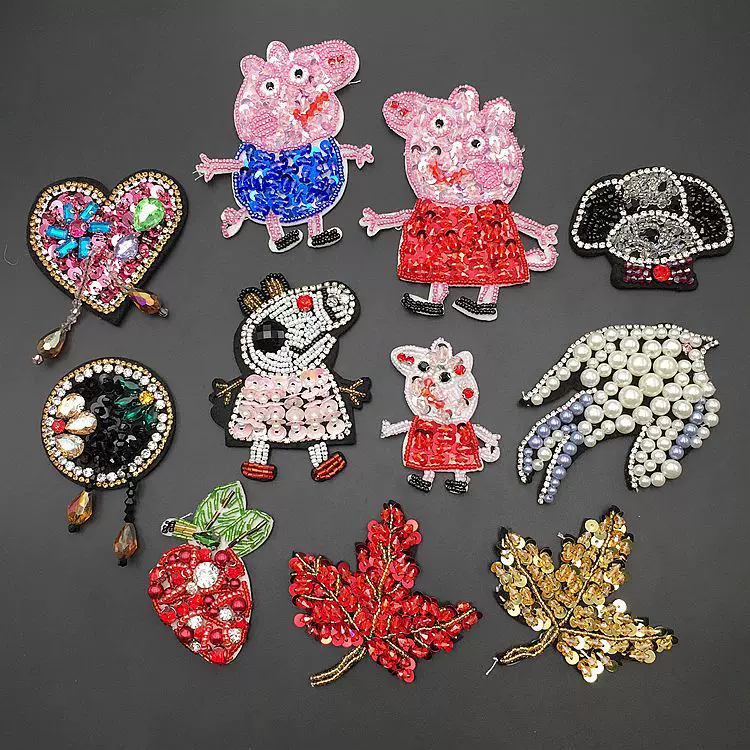 Spot Heavy Industry Handmade Beads Patch Crystal Sequenant Maple Leaf Fracket Patch DIY Patch Posts