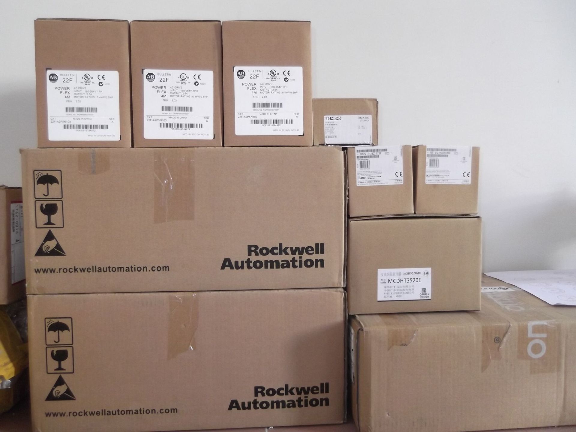 供应全新原装美国罗克韦尔AB变频器22A-B012N104