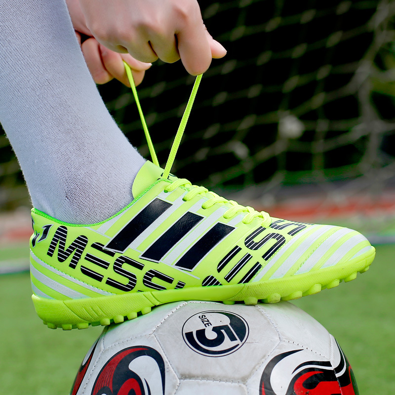 儿童成人男女足球鞋小学生赛男童碎钉TF训练鞋皮足室内人造草地|ru