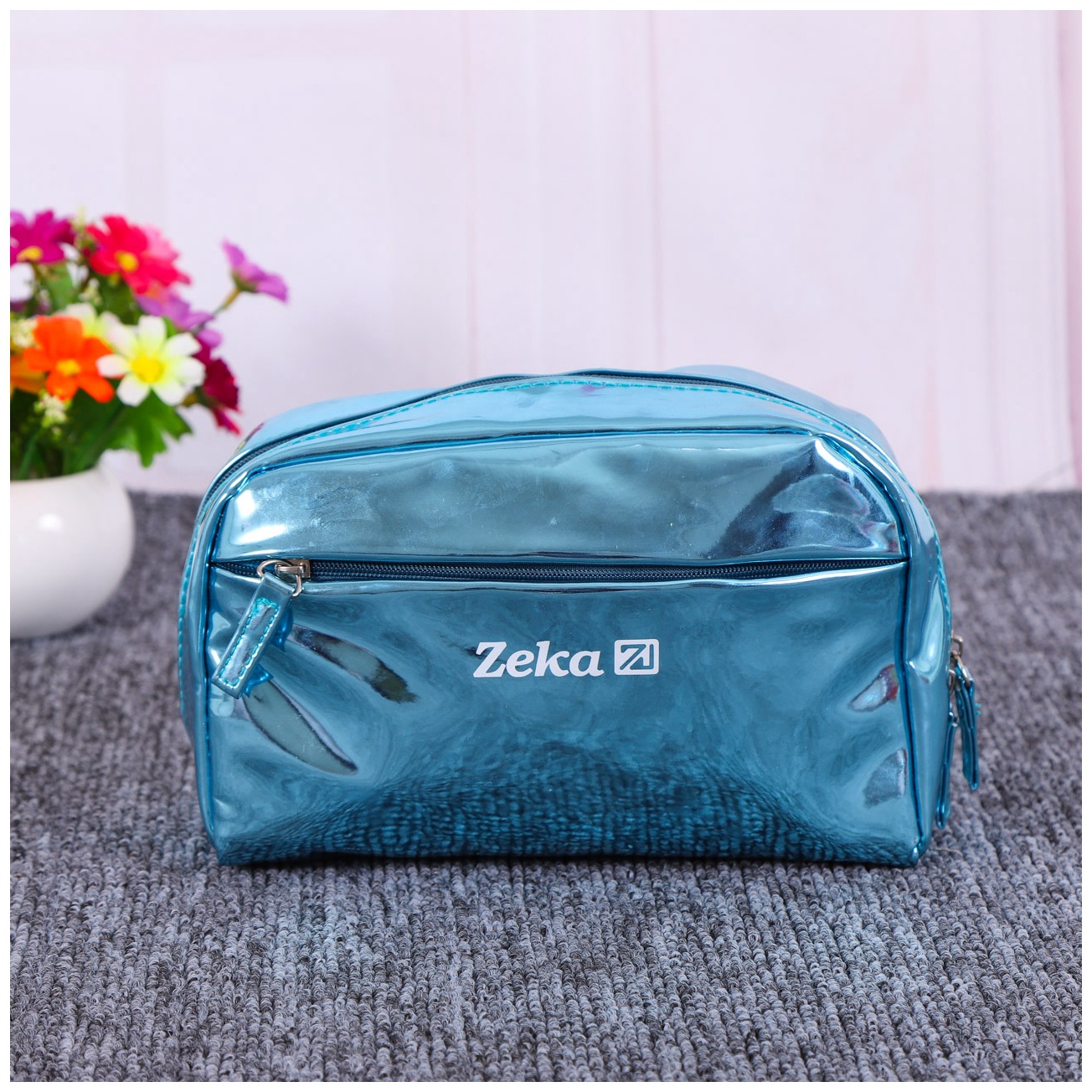 厂家直销定制 防水化妆包PVC镭射 随身零钱收纳袋 简约手拿包包