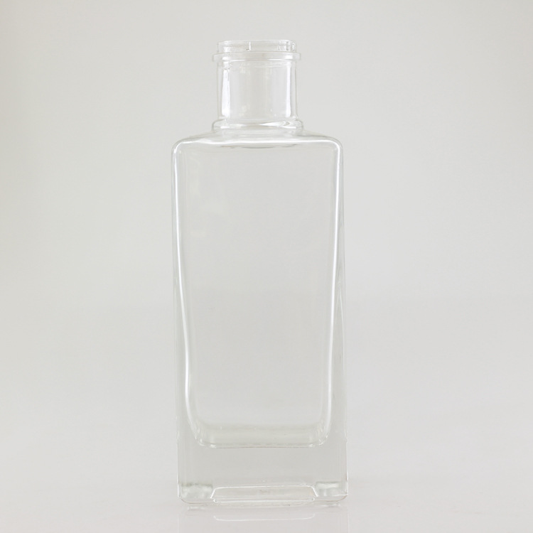 产地货源批发出口伏特加750ml玻璃酒瓶自酿白酒透明玻璃瓶