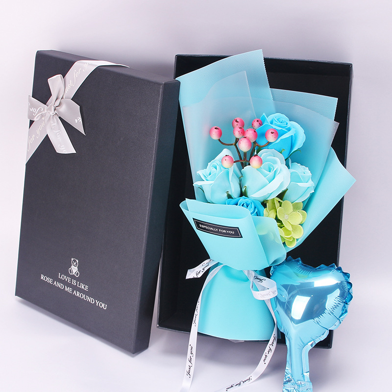 中号小熊黑盒5朵蓝1-800