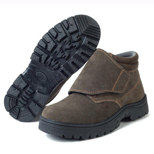 Wholesale Factory Clog Welding Shoes with Flame Splash Proof, Anti-Puncture, Anti-Strike, Safety Work Shoes for Men in Factory Workshops