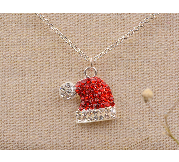 12g Weight Rhinestones Inlay Material Pendant Necklace Classification 1 Piece Quantity Daily, Festival Occasion Alloy Material Christmas Festival Christmas Hat Pattern Unisex Gender Plating, Inlay Design Vintage Style Style Vintage Style Christmas Hat Rhinestones Alloy Pendant Necklaces Christmas Wholesale