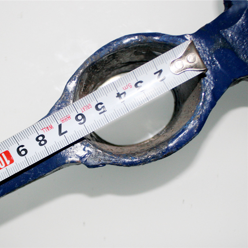 2711242476_1511651549