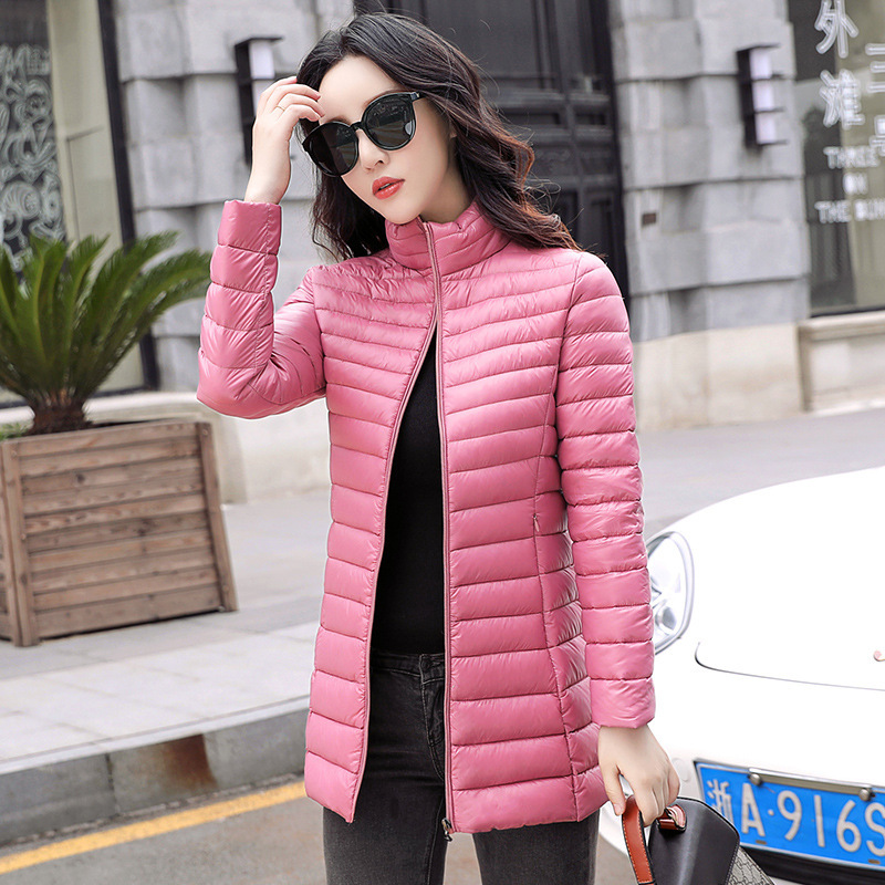 Chaqueta larga ligera de plumón para mujer — estilo coreano ajustado, cálida y elegante para invierno