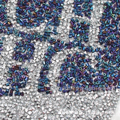 优质品牌logo背胶鞋头 双色环保树脂钻管珠烫片 时尚休闲鞋鞋花|ms