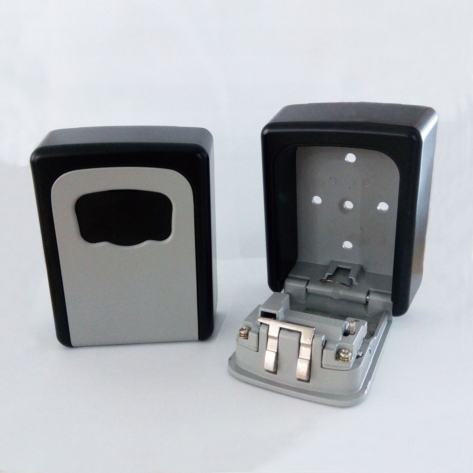 4550765036_2014946782