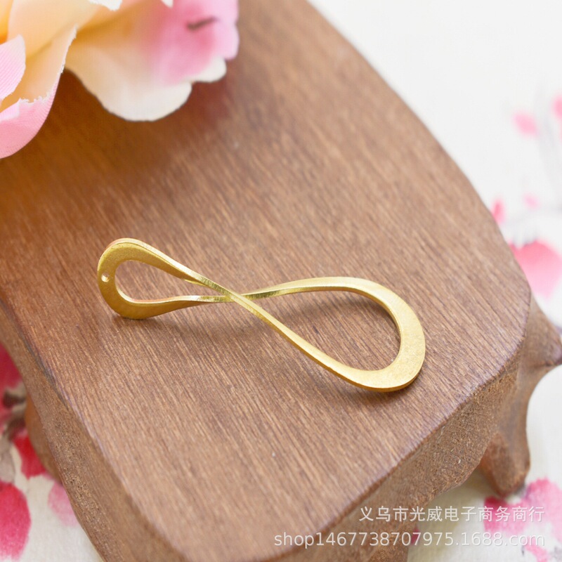 High Quality Brass Jewelry Accessories with Hole Twist 8 DIY Trendy Earrings Headwear Jewelry Necklace Pendant