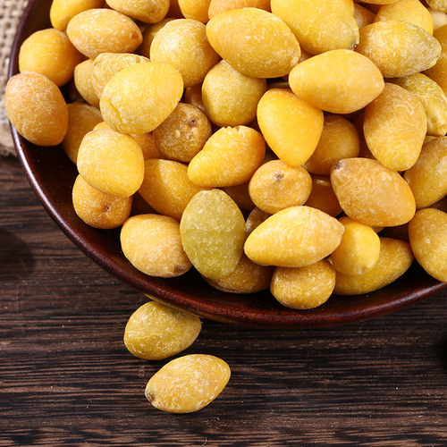 Supplying shelled, roasted ginkgo nuts—low-temperature baked, a traditional medicinal and culinary ingredient, sourced from natural five-grain blends, perfect as a finely ground powder for white ginkgo kernels.