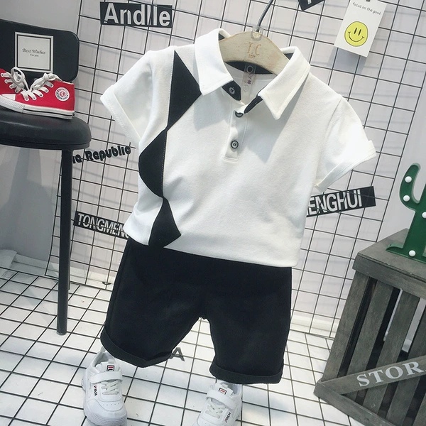 Set of white T-shirt and black pants C78028