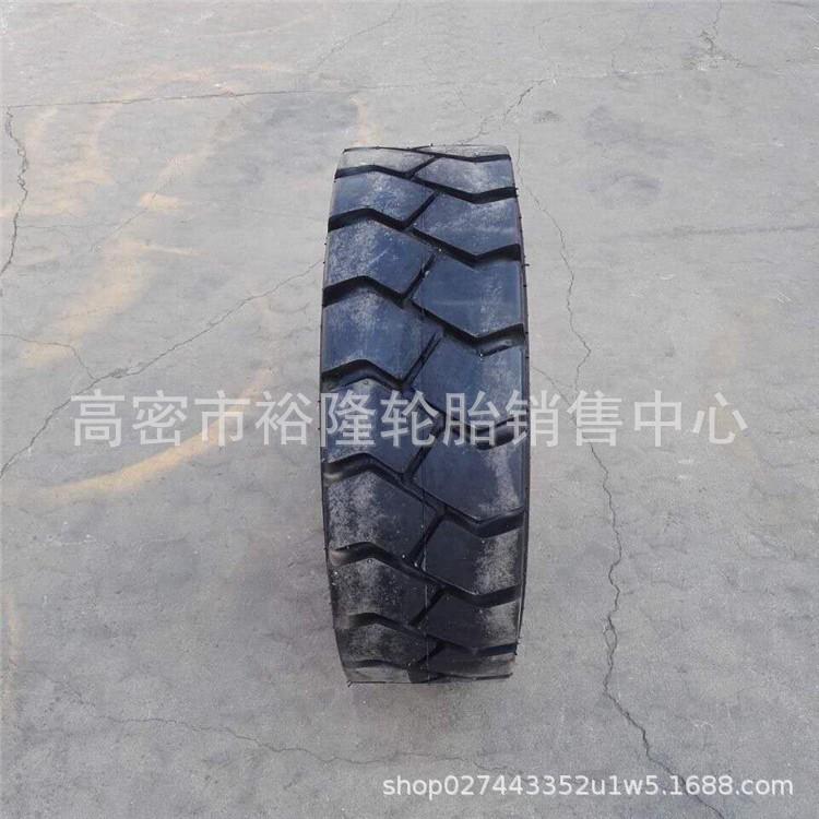 叉车充气轮胎26x9-15 23x9-10  6.50-10 28X9-15工程机械轮胎