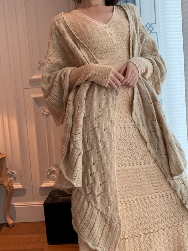 JIHOON CHIU smart smoked same style hollow wool knitted crocheted handmade warm large shawl sweater large scarf