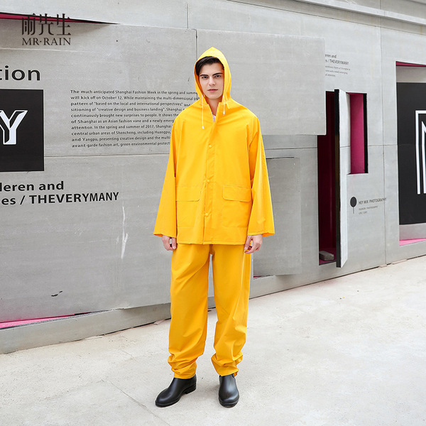 Long raincoat for men and women