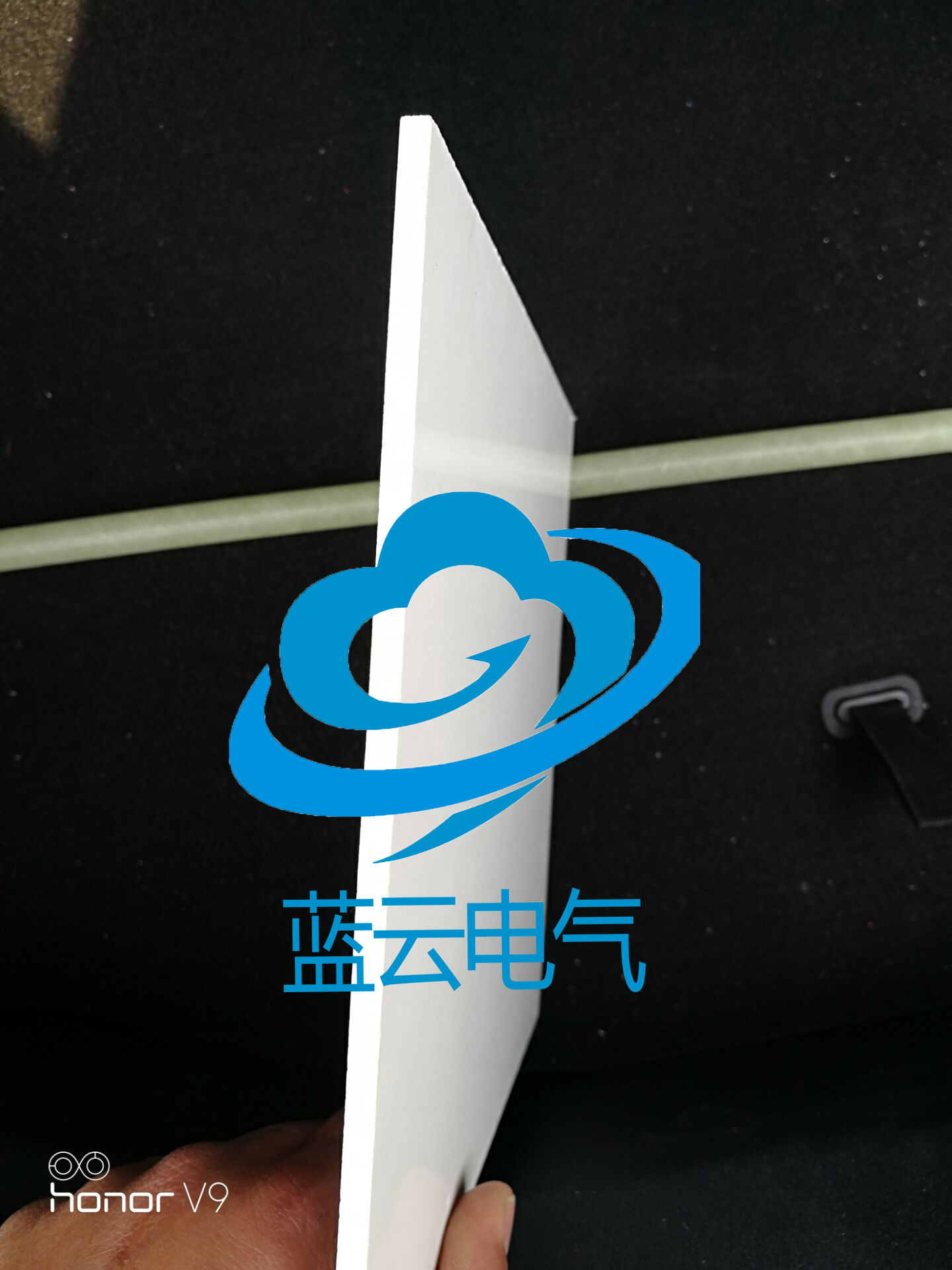 2080CB4A7BCEC80661283AB012B1E6