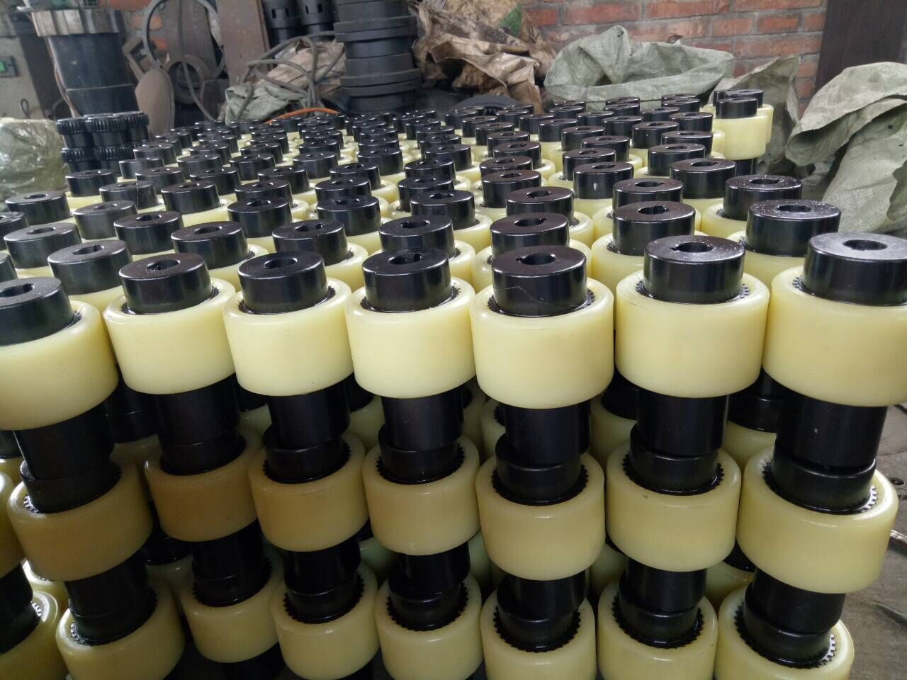 厂家供应 尼龙齿式联轴器 加工定制 各种型号联轴器