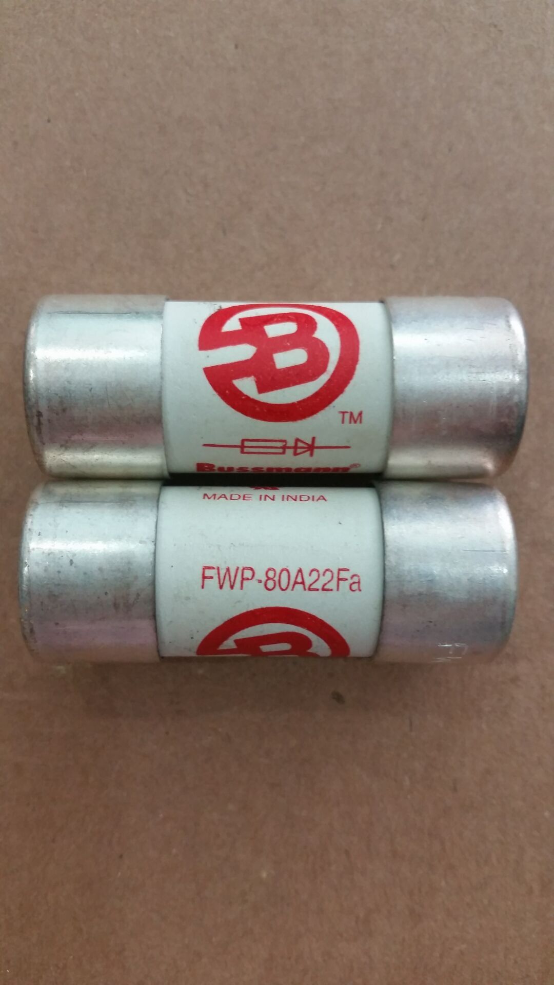 fwp-100a22f-100a-700v-22-58