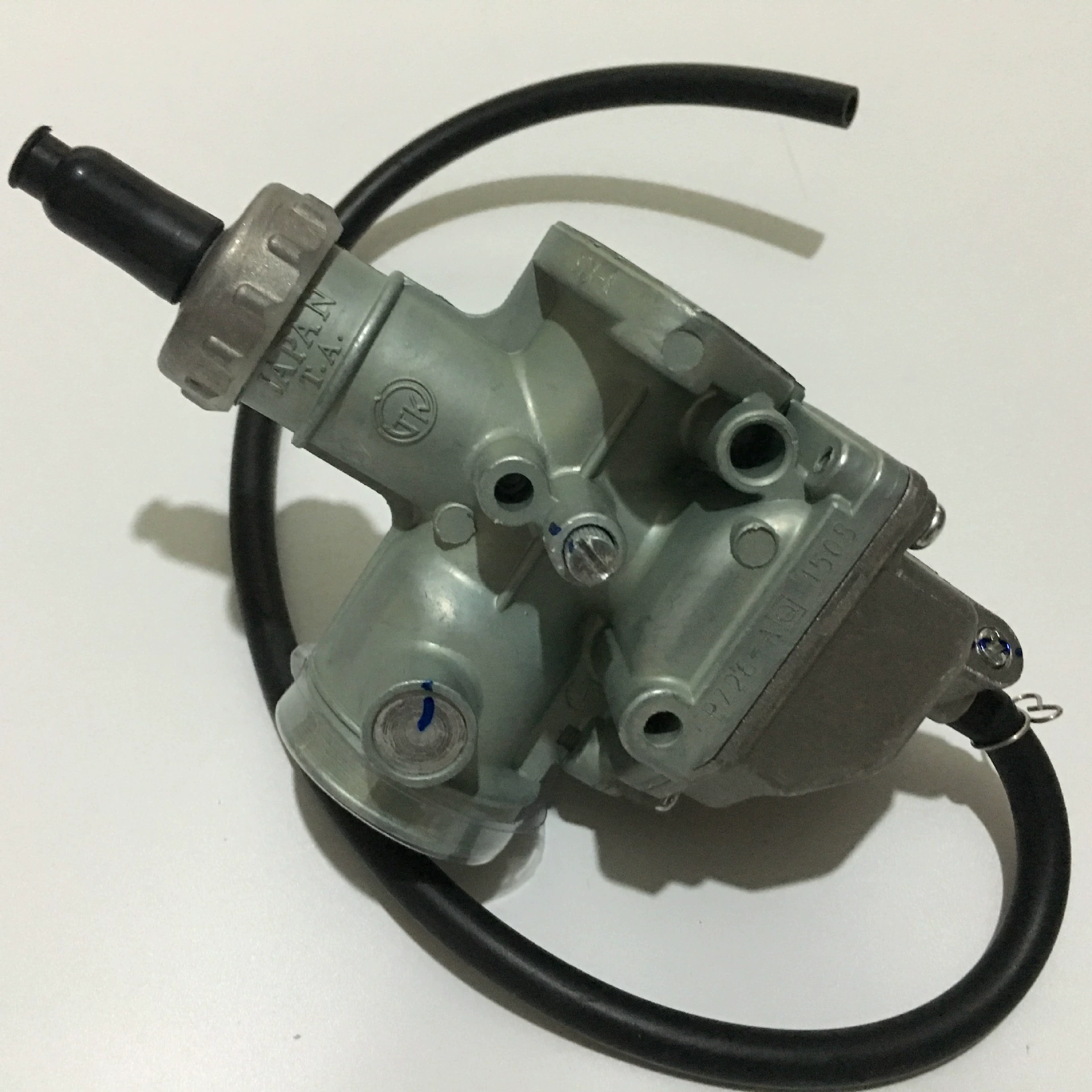 Аксессуары для мотоциклов Карбюратор CB125 CG125 PZ26 карбюратор в сборе оптом