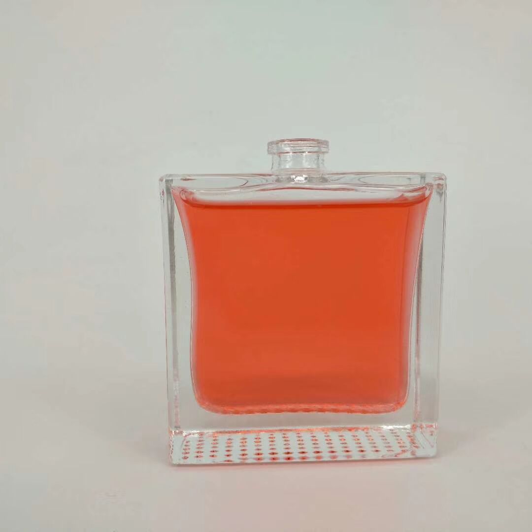 定制透明玻璃喷雾香水瓶30ML 50ML高档香水瓶化妆品瓶晶白料