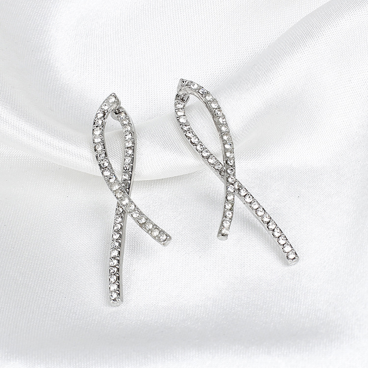 5g Weight Earrings Classification Anniversary, Business, Wedding, Travel, Birthday Occasion Alloy Material Women'S Gender Gold, Silver Color New Korean Line Rhinestone Trendy Simple Earrings 6