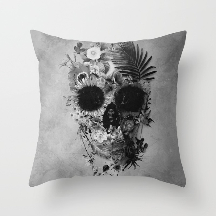 garden-skull-bw-pillows
