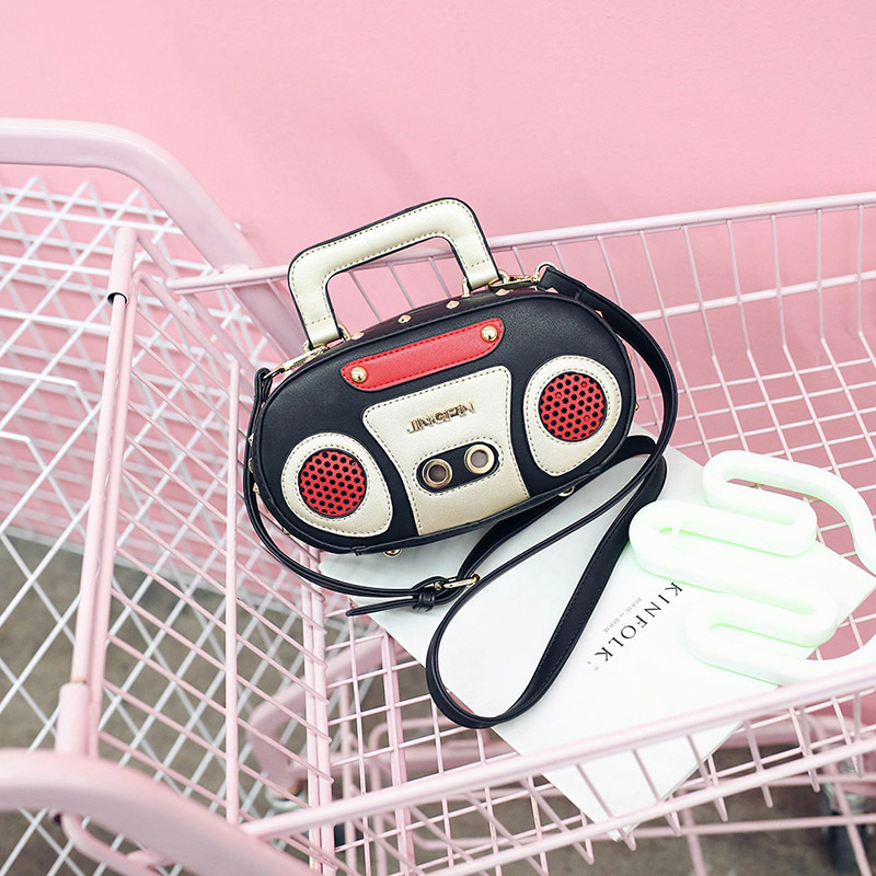 Bolso de Mano Estilo Radio Retro de PU