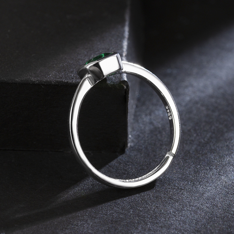 ŷ����Լ�¿�η��α�ʯ��ָŮ ʱ�и��Կ羳�������γ���ֱ��