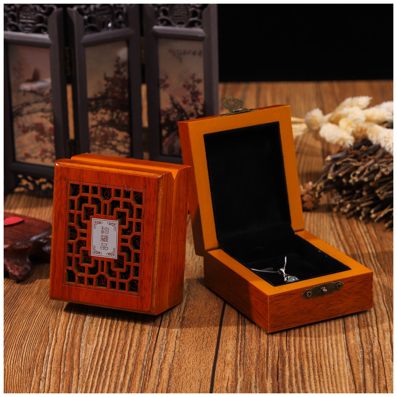 定制珠宝佛珠实木首饰盒手串手镯吊坠戒指项链礼品复古包装盒批发