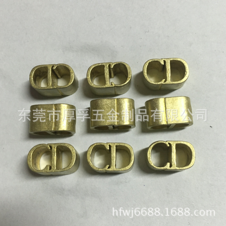 厂家铸造黄铜饰品毛坯 精密铸造黄铜饰品小配件 黄铜饰品链扣头