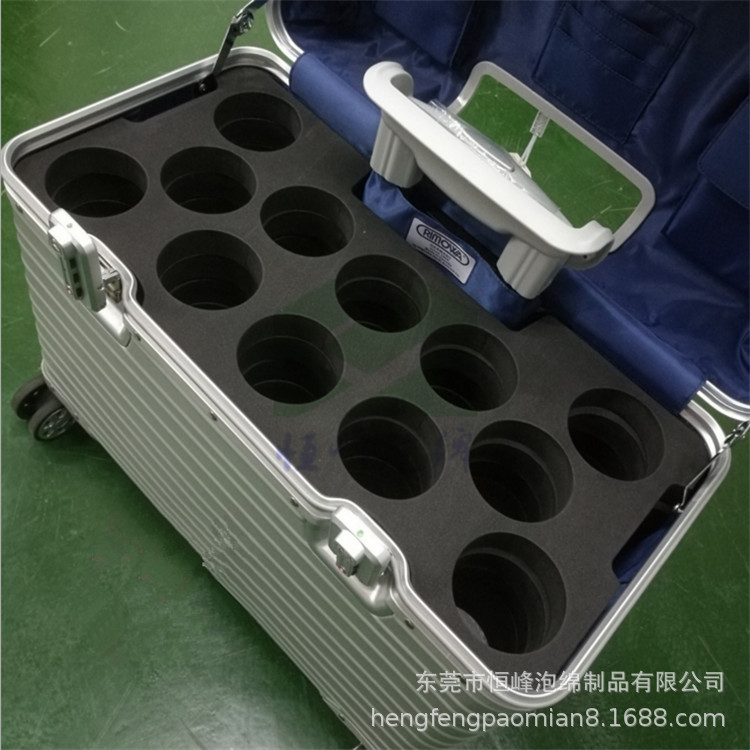 生产圆孔内衬托、加大雕刻红酒铝箱泡绵内衬/eva防震箱成型厂家