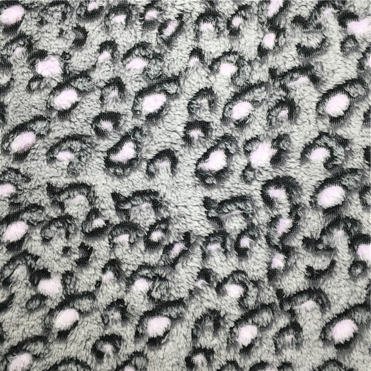 厂家供应针织双面珊瑚绒豹纹剪花 家居服绒类面料