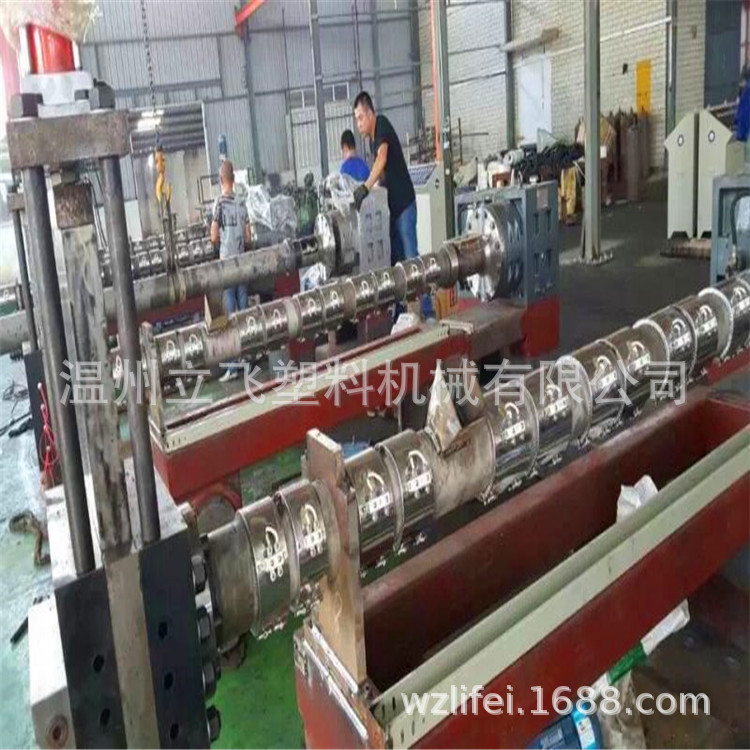 供应注塑机螺杆料筒熔喷布螺杆 可定制尺寸