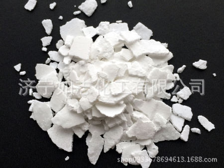 74%片状干燥剂融雪剂二水氯化钙 工业用颗粒无水氯化钙