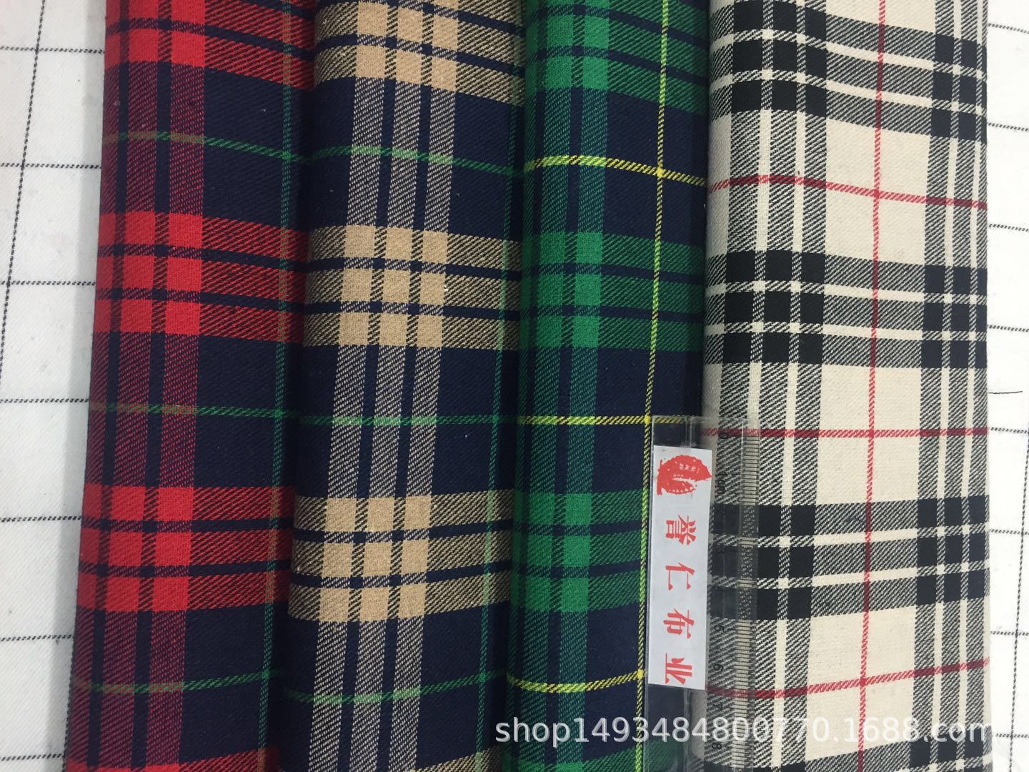 21支色织梭子面料衬衫面料斜纹单面磨毛裙裤面料现货