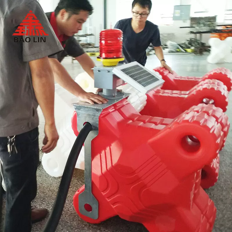 广州厂家海上航道防浪堤抗紫外线水上游艺设施防浪带户外游泳池