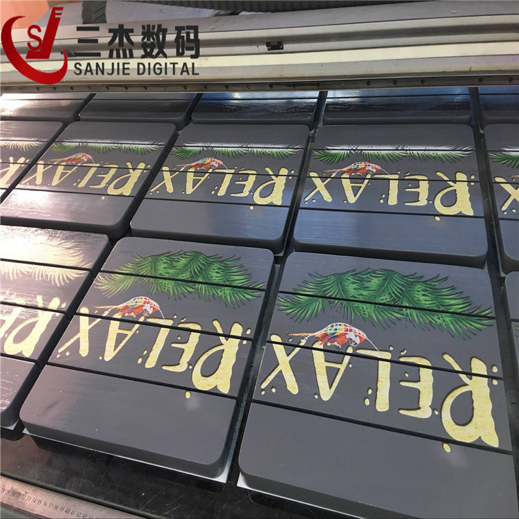 EBB75EDD5F5184C937C7BF971B7280