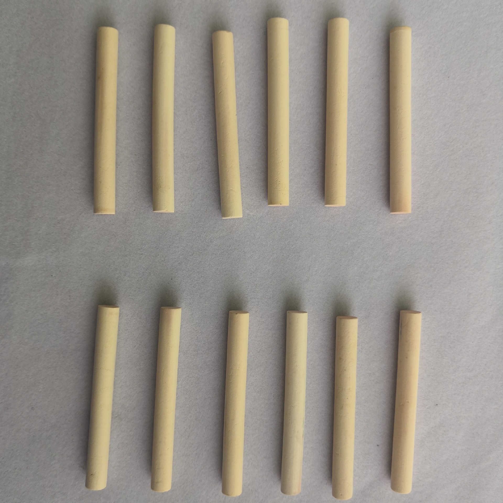 多孔陶瓷棒7*73mm 液体蚊香挥发陶瓷芯棒 车载陶瓷香薰棒