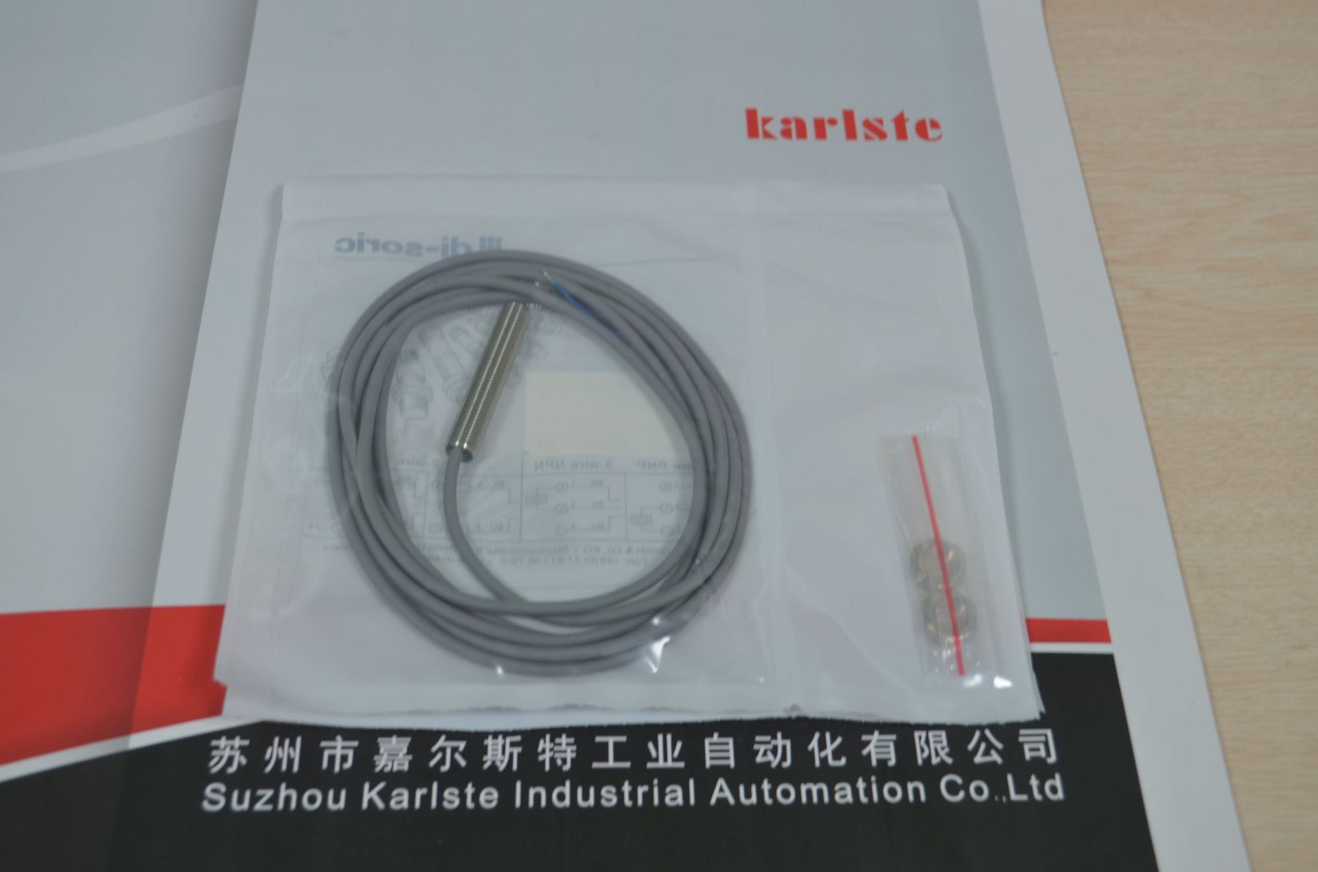 di-soric德硕瑞   UCC 12 M 02 SL  电感式接近开关