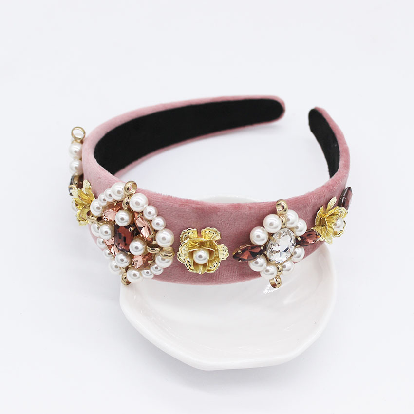 New Baroque New Pearl Headband Fashion Temperament Two-color Matching Iron Pearl Geometric Headband display picture 4