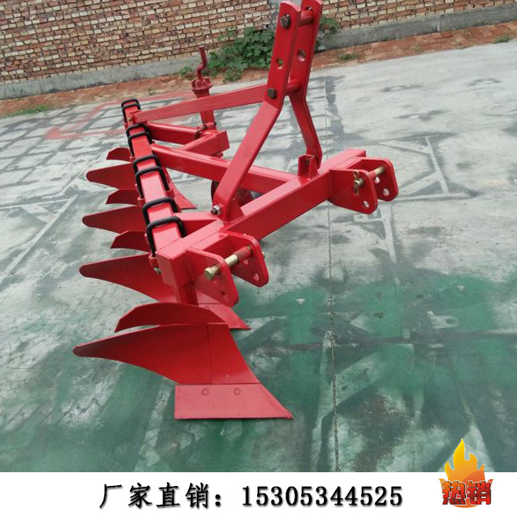 禹鸣机械 铧式犁 耕地深耕铧式犁三点悬挂铧式犁 汽油带动铧式犁