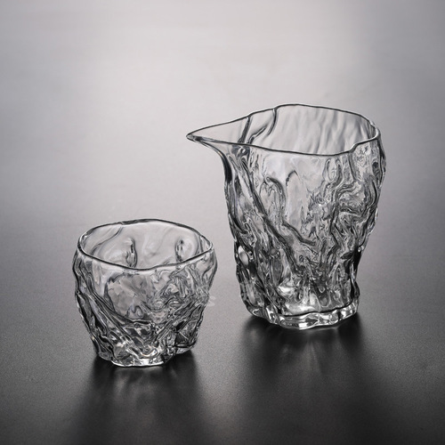 Manufacturer wholesale high borosilicate heat-resistant hammered transparent glass tea cup tea sea small tea cup Japanese Kung Fu tea cup