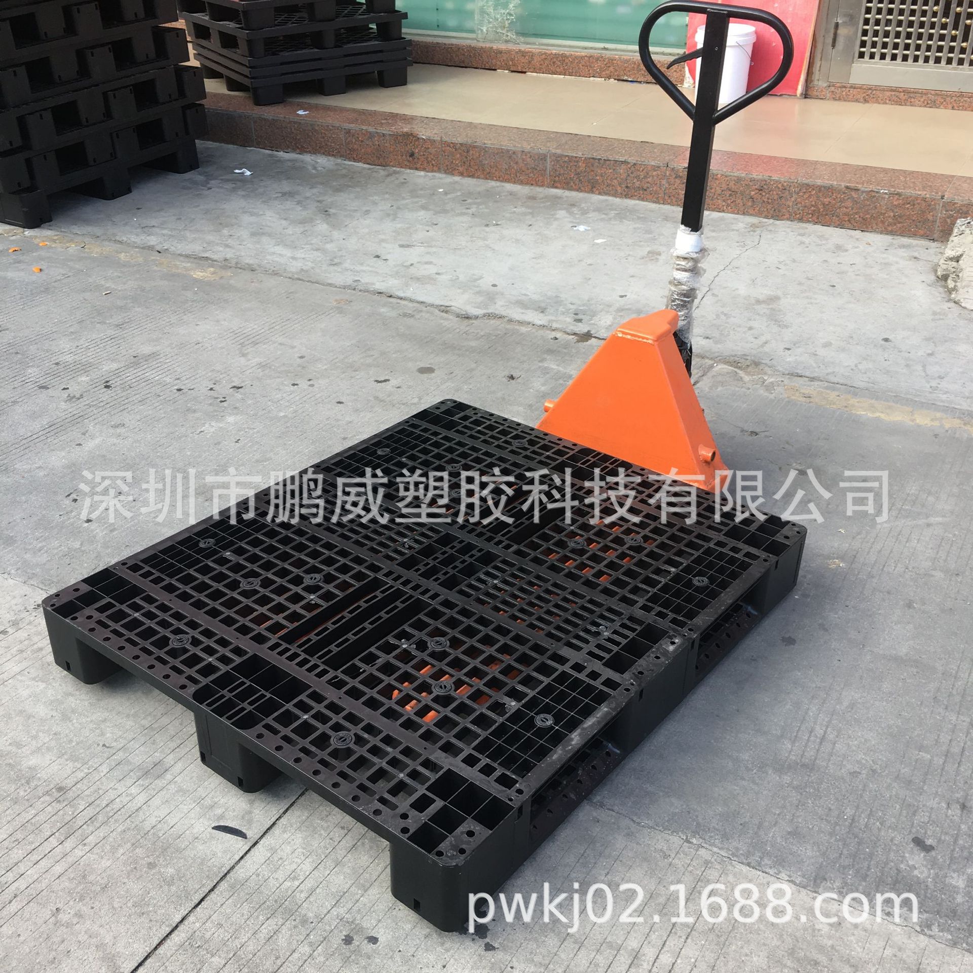 批发上海加厚HDPE防静电川字型托盘 PW-1311R聚乙烯材质运输卡板