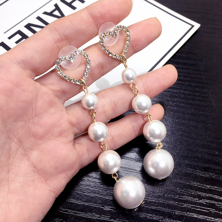 Boucles D&#39;oreilles Longues Pompon Love Simple Pearl display picture 5