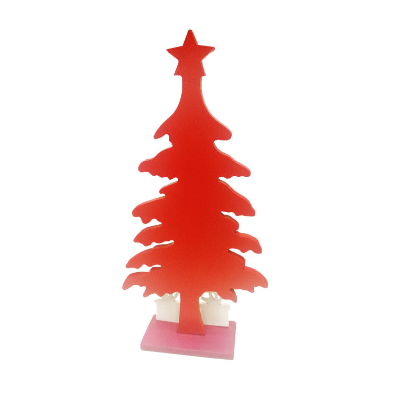 红色圣诞树背面