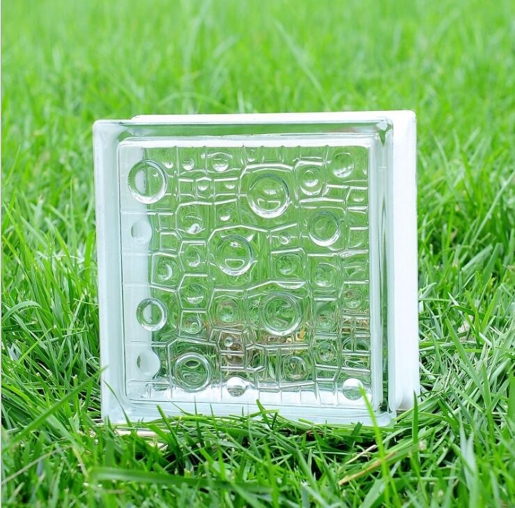 隔热，隔音，防火，防雾化，绿色环保	雨点纹玻璃砖