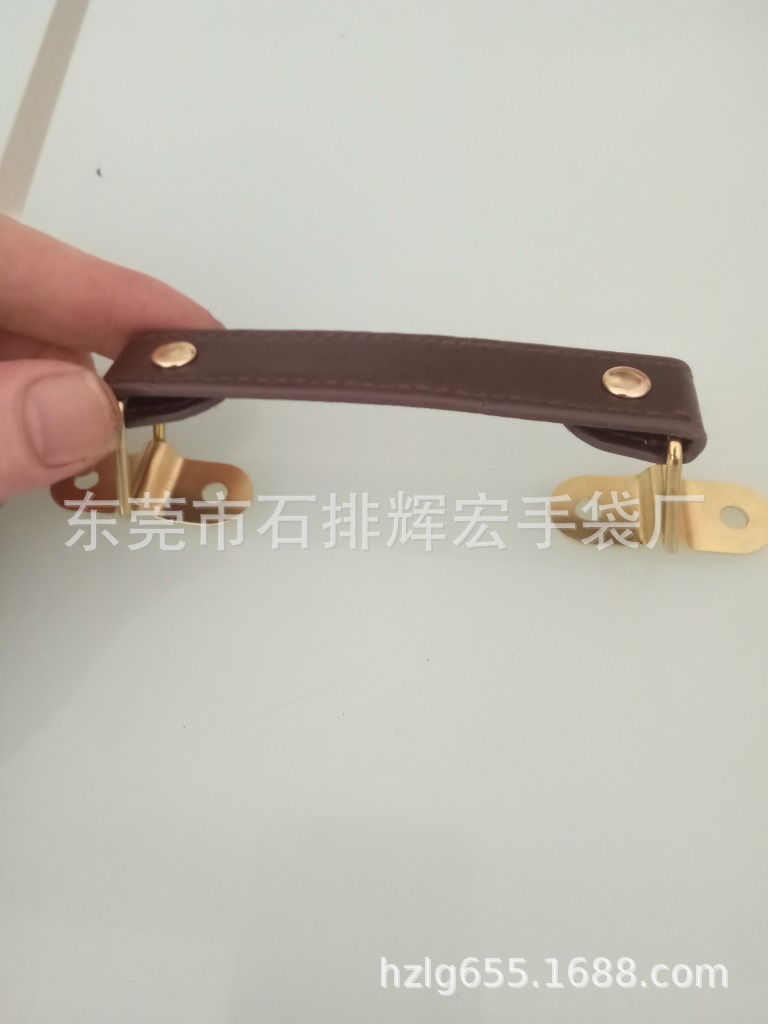 东莞皮带厂专业生产纸盒礼品盒木箱木盒铁盒PU皮手提带皮手挽皮带