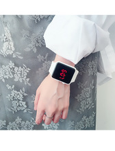 创意夜光方形黑白新款韩版男女潮流led表学生糖果色果冻电子手表