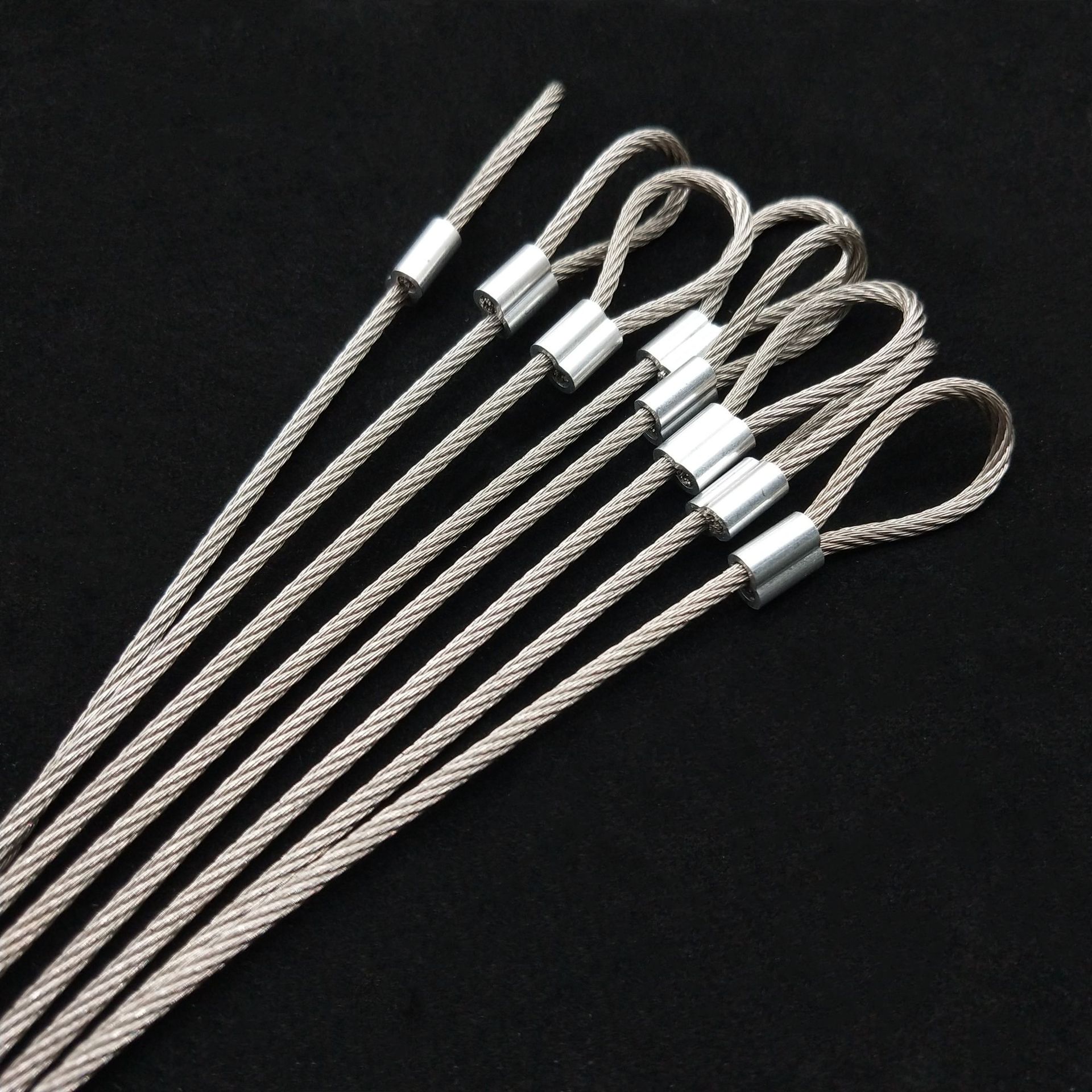 厂家直销各种环保不锈钢吊绳304钢丝绳镀锌包胶钢丝绳可加工定做